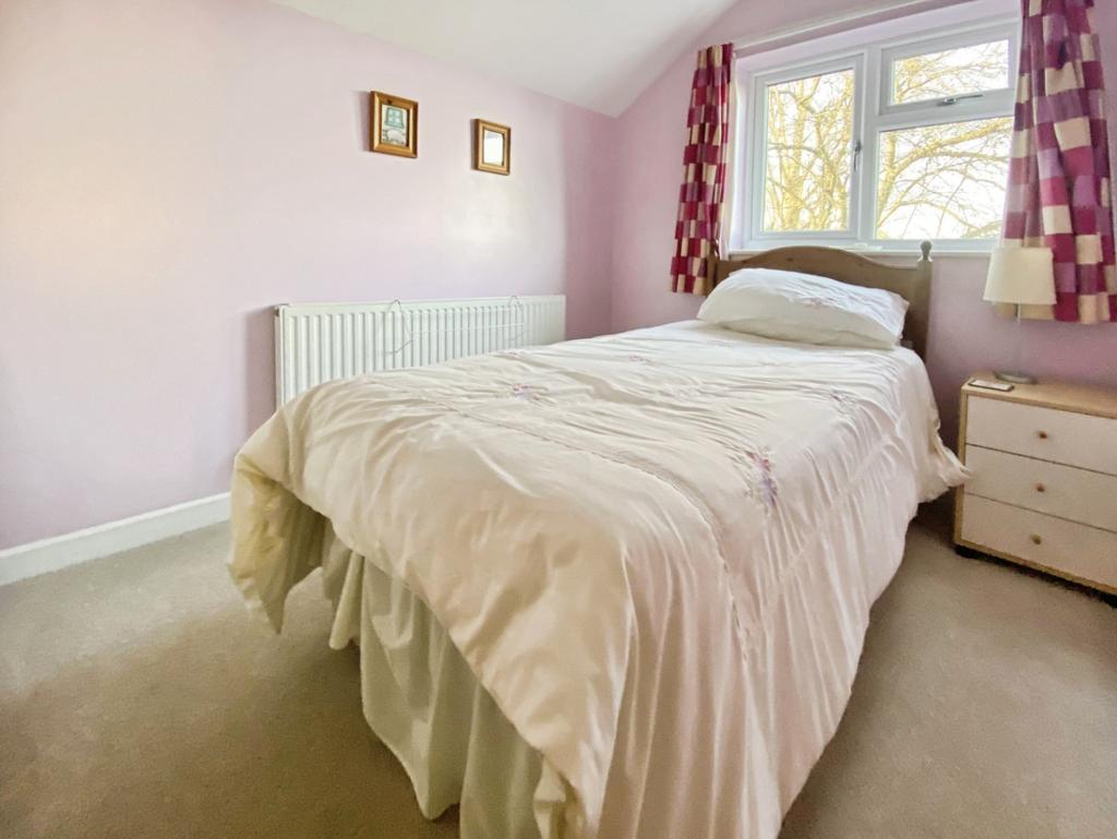 Pbox-bedroom-340782.jpeg
