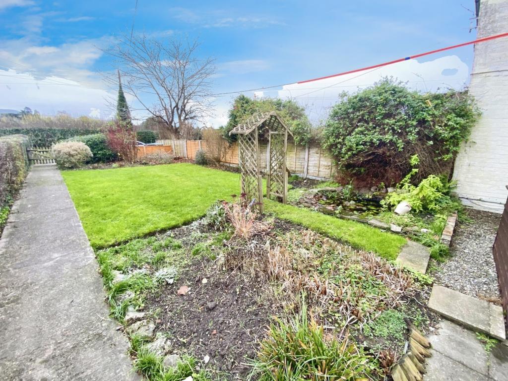 Pbox-garden-340782.jpeg