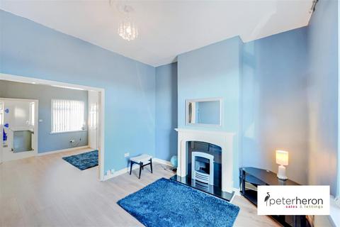 3 bedroom terraced house to rent, Bruce Street, Southwick, Sunderland