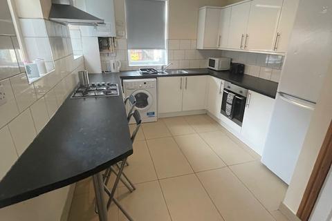 5 bedroom terraced house to rent, Midland Street, Sheffield S1