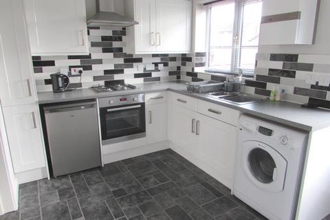 2 bedroom house to rent, Tarnacre View, Preston PR3