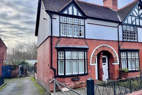 3 bedroom terraced house for sale, Chapel Street, SY11 1LQ