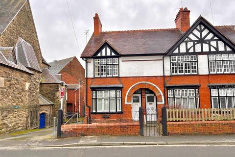 3 bedroom end of terrace house for sale, Olwen Terrace, Oswestry, SY11