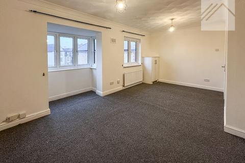 1 bedroom apartment to rent, College Close, Grays