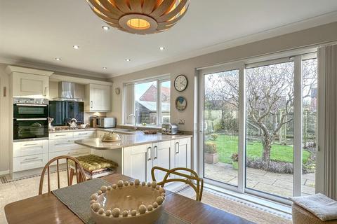 3 bedroom semi-detached house for sale, The Fairway, Loansdean, Morpeth