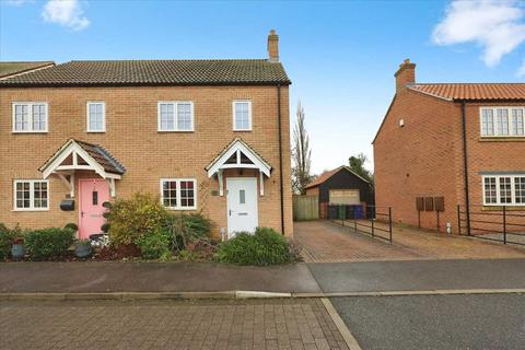 2 bedroom semi-detached house for sale, Abbots Way, Scothern