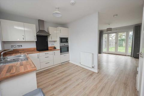 17 Abbots Way, Scothern, Lincoln, LN2 2FA