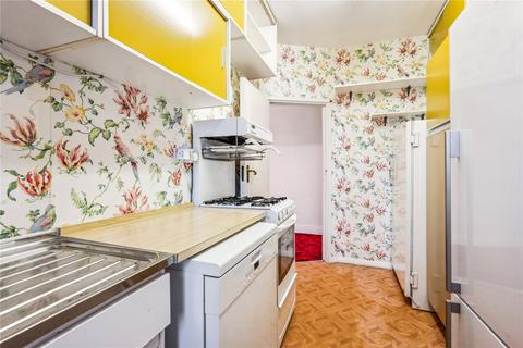 1 bedroom apartment for sale, Belsize Avenue, Belsize Park, London, NW3