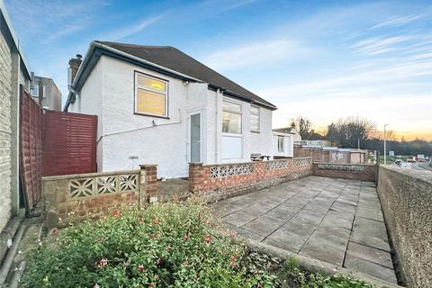 2 bedroom bungalow for sale, Leslie Road, Gillingham, Kent, ME7