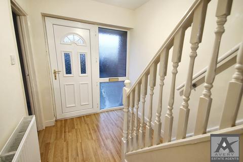 3 bedroom semi-detached house to rent, Milton, BS22