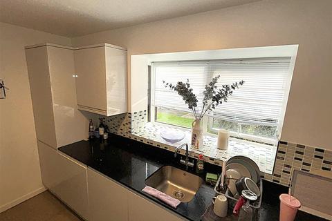 3 Whitehaven Close, Bromley, BR2 0YA