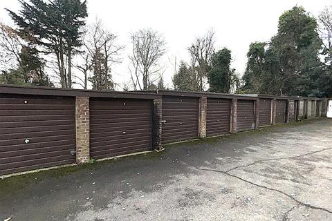 3 Whitehaven Close, Bromley, BR2 0YA