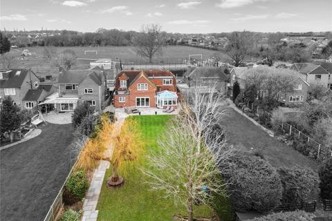 4 bedroom detached house for sale, Patching Hall Lane, Chelmsford, Essex, CM1