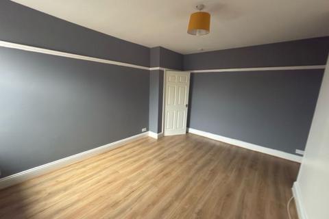 3 bedroom apartment to rent, Rothbury Terrace, Newcastle upon Tyne