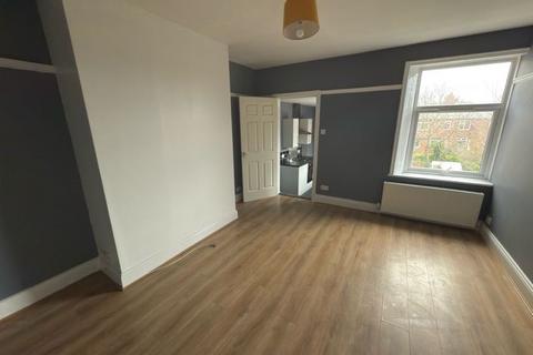 3 bedroom apartment to rent, Rothbury Terrace, Newcastle upon Tyne