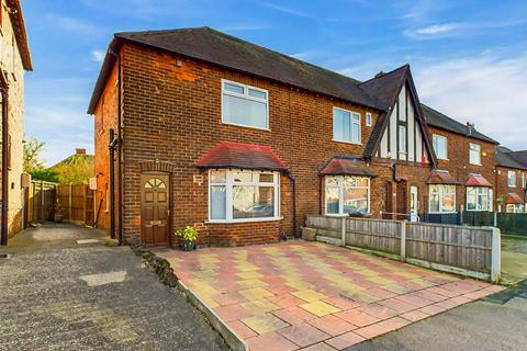 3 bedroom terraced house for sale, Knighton Avenue, Nottingham NG7