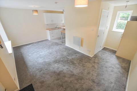 Studio to rent, Cuthbury Gardens, WIMBORNE, BH21