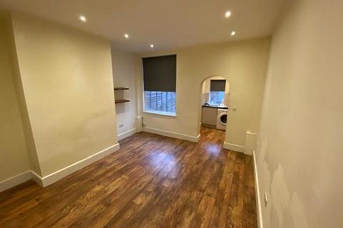 2 bedroom house to rent, Camborne Street, Fallowfield, Manchester