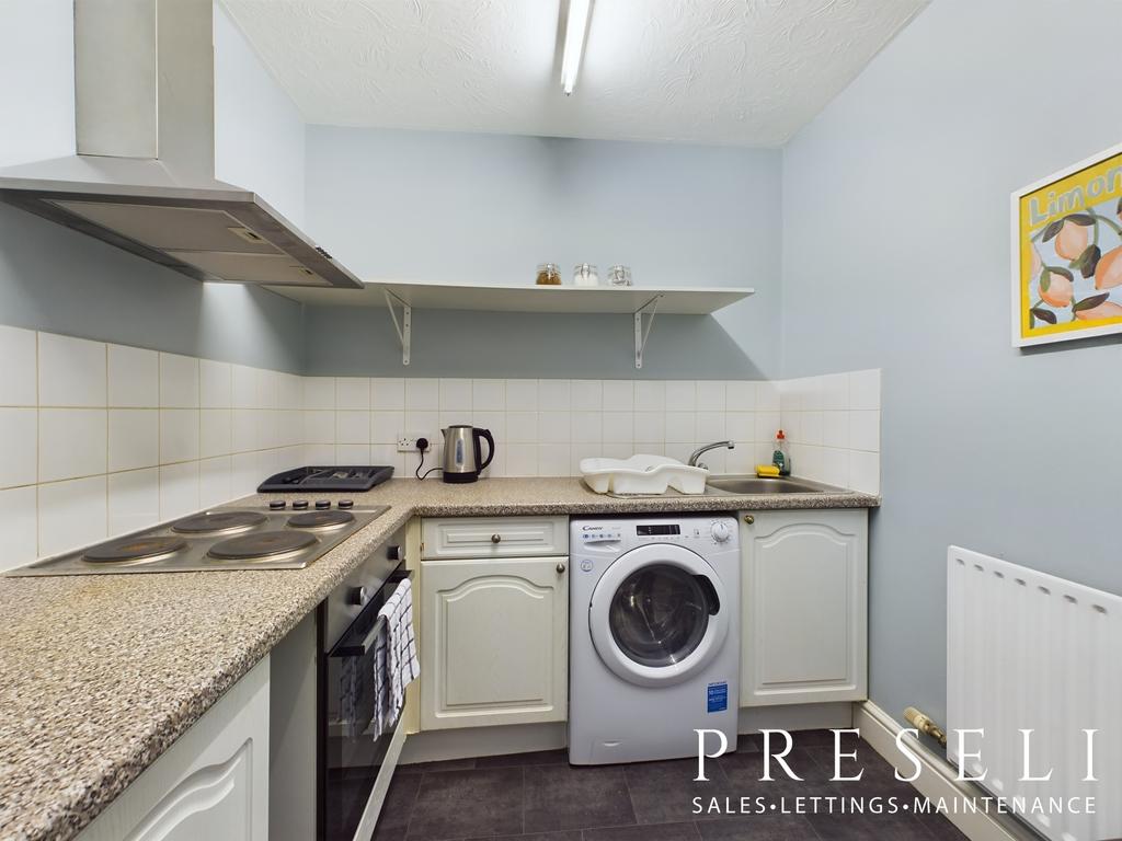 Cam02375 g0 pr0009 still012