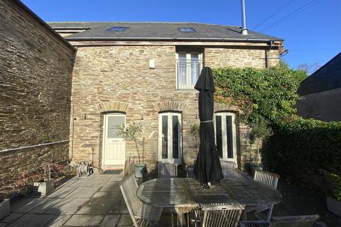 4 bedroom terraced house to rent, East Charleton, Kingsbridge