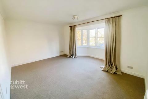 2 bedroom apartment to rent, Woodlands Lane Chichester PO19