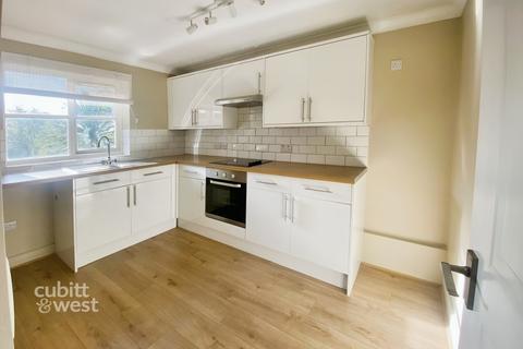 2 bedroom apartment to rent, Woodlands Lane Chichester PO19