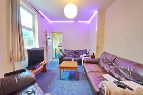 5 bedroom house to rent, Dongola Road, Dongola Road, Bristol BS7