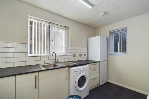 1 bedroom maisonette to rent, Brunel Close, Coventry CV2