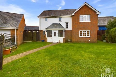 4 bedroom detached house for sale, Park Road, Berry Hill, Coleford