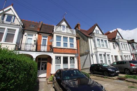 1 bedroom flat to rent, Meteor Road, Westcliff-On-Sea, Essex