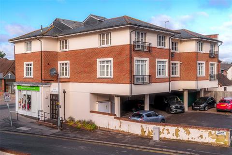 1 bedroom apartment to rent, Cambridge Road, Berkshire RG45