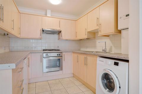 1 bedroom apartment to rent, Cambridge Road, Berkshire RG45