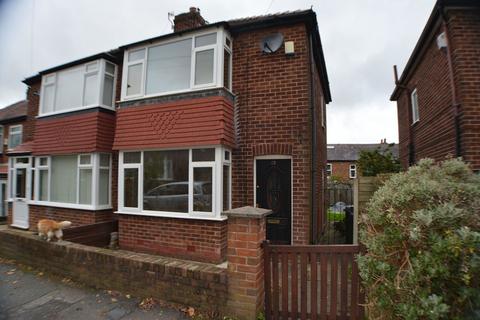 2 bedroom semi-detached house to rent, Acorn Avenue, Hyde, SK14 5RR