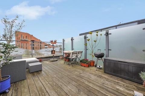 1 bedroom penthouse for sale, Hackney Road,Shoreditch, E2