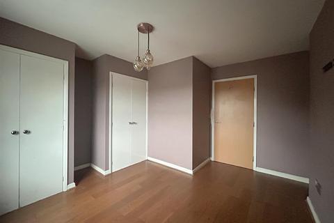 2 bedroom flat for sale, Kentmere Road, Timperley