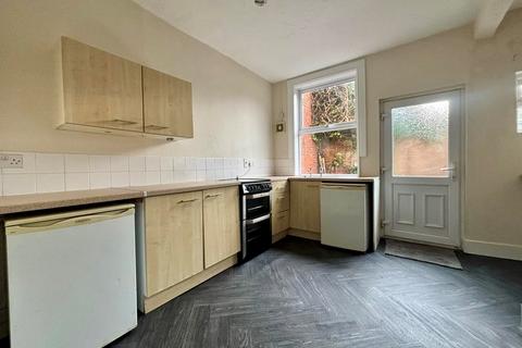 2 bedroom end of terrace house to rent, Woodbridge Road, Birmingham, West Midlands, B13