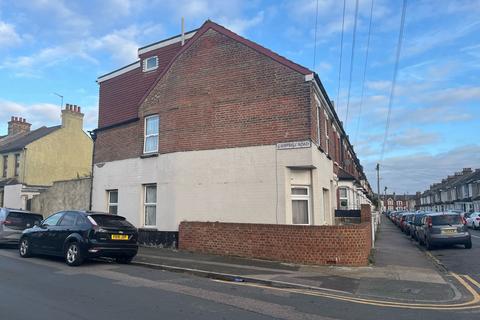 7 bedroom terraced house for sale, Granville Road, Gravesend, Kent, DA11 0JU