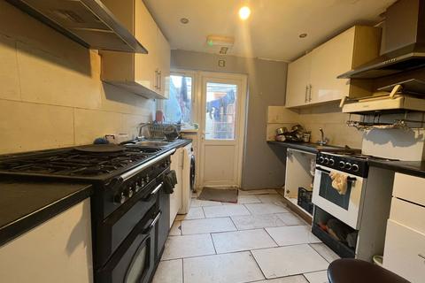 7 bedroom terraced house for sale, Granville Road, Gravesend, Kent, DA11 0JU