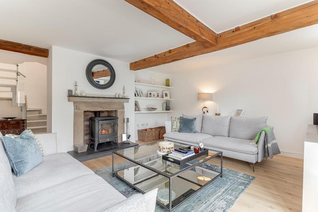 Lounge - C.jpg