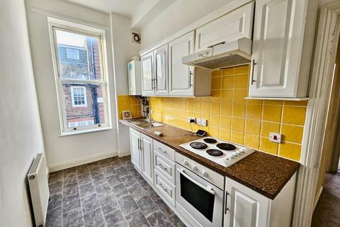 2 bedroom house to rent, Thorn Road, Worthing