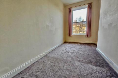 2 bedroom house to rent, Thorn Road, Worthing