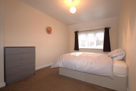 4 bedroom terraced house to rent, Dagenham RM8