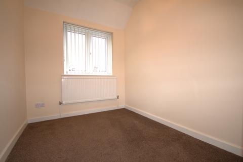 4 bedroom terraced house to rent, Dagenham RM8