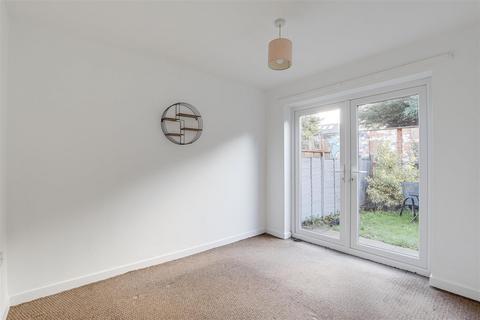 2 bedroom maisonette for sale, Radcliffe Road, West Bridgford NG2