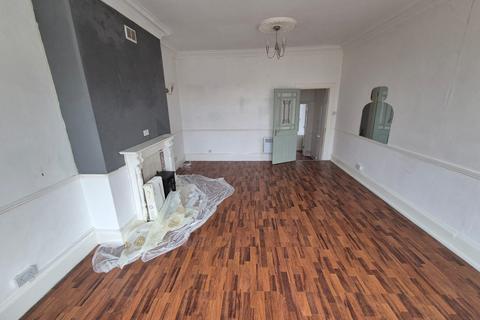 1 bedroom flat to rent, Himley Road, Dudley DY1
