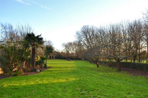 3 bedroom semi-detached house for sale, Stottingway Street, Weymouth