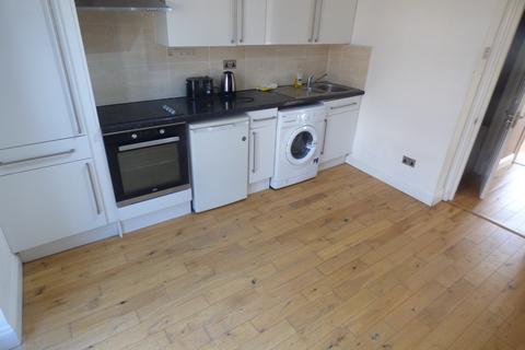 2 bedroom flat to rent, Cannon Street road, London E1