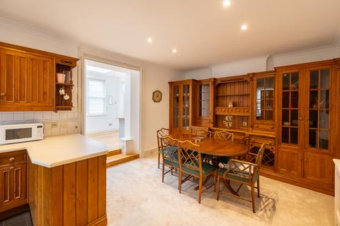 Mixed use for sale, Vale Road, St. Sampson, Guernsey
