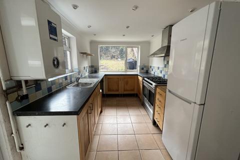 4 bedroom terraced house to rent, Luton LU1