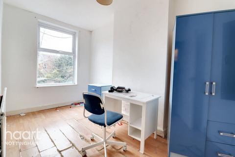 161 Bobbers Mill Road, Nottingham, NG7 5JS